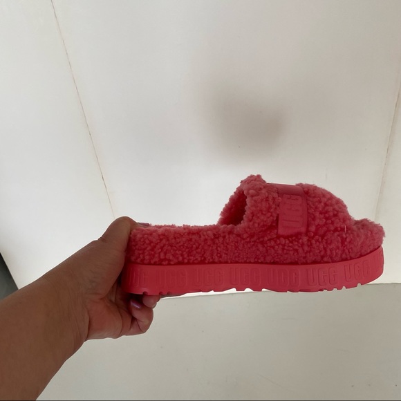 NWOB UGG Women's Fluffita Sheepskin Slipper Slide Sandals - Picture 4 of 11